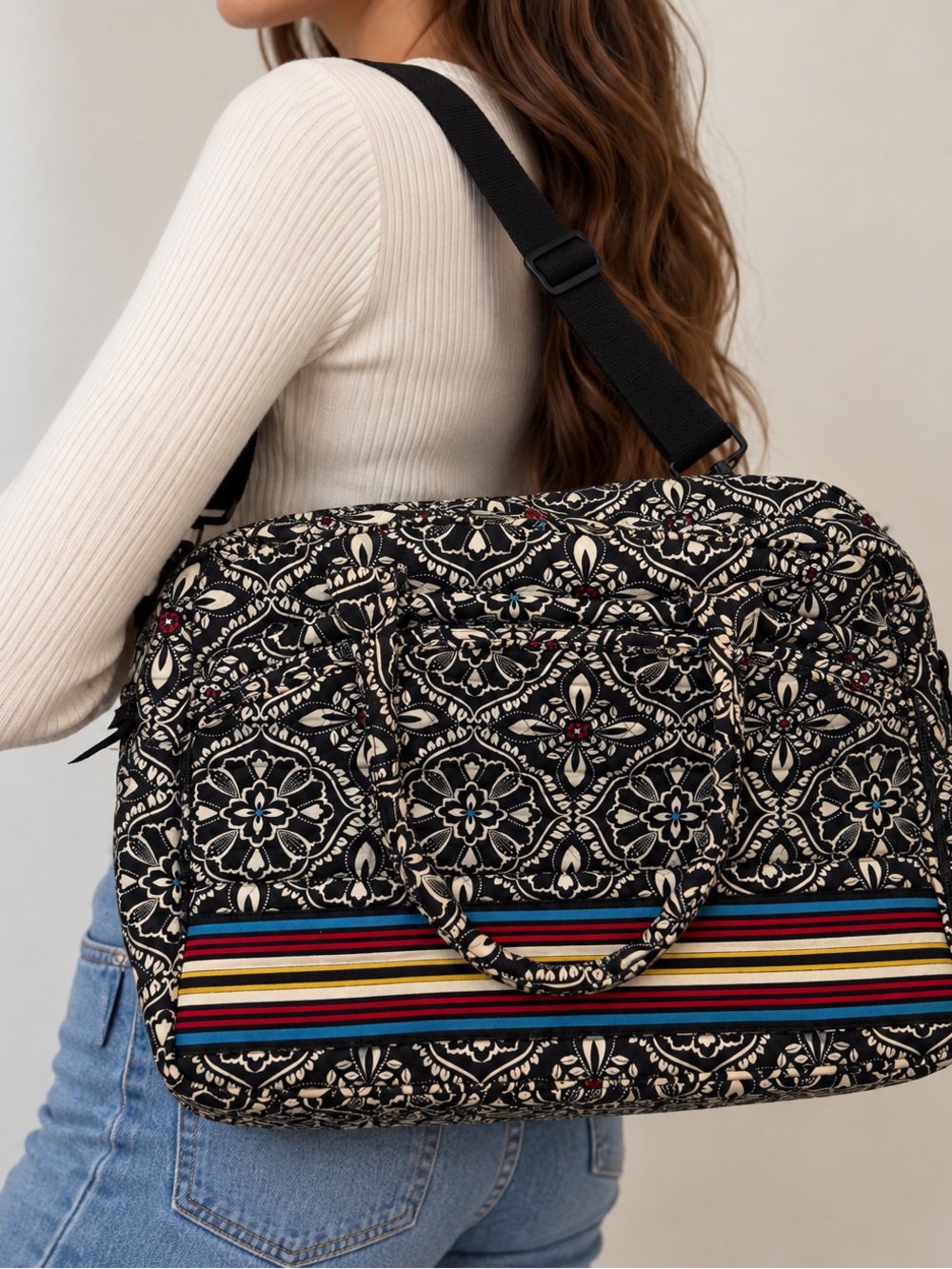 Vera Bradley Large Floral Laptop Messenger Bag Black/White Zip Adjustable Strap